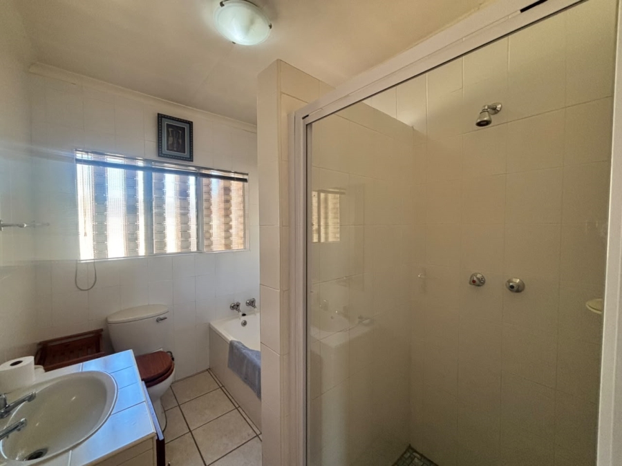 2 Bedroom Property for Sale in Dassie Rand North West
